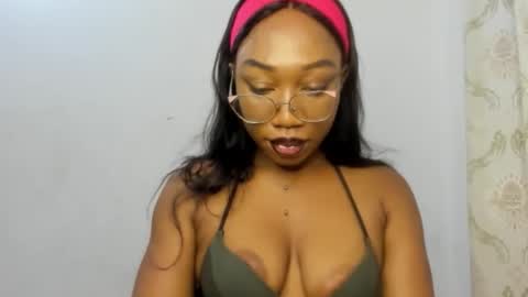 Freaky ebonygirl online show from 09-29-25, 05:56