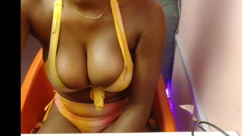 Snapshot of freaky_luna chatting on 10-07-25, 03:58 luna online show from 10-07-25, 03:58