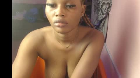 Snapshot of freaky_luna chatting on 11-03-25, 06:36 luna online show from 11-03-25, 06:36