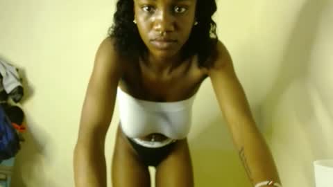 Snapshot of freaky_shamzzy chatting on 01-18-26, 02:54 shamika online show from 01-18-26, 02:54