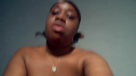 Snapshot of freaky_slut5 chatting on 12-17-25, 03:56 freaky slut5 online show from 12-17-25, 03:56