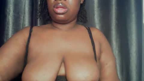 Snapshot of freaky_slut5 chatting on 04-09-26, 04:23 freaky slut5 online show from 04-09-26, 04:23