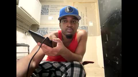 Snapshot of freakybubba chatting on 12-17-25, 06:14 Freakybubba online show from 12-17-25, 06:14