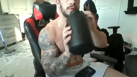 freakyfitking online show from 01-12-25, 09:08