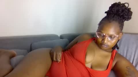 freakylittlemissy online show from 11-15-25, 11:54