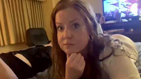 Snapshot of freckledfreaks chatting on 02-21-25, 04:40 Me Myself Irene online show from 02-21-25, 04:40