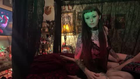 Bambi online show from 12-14-25, 09:52