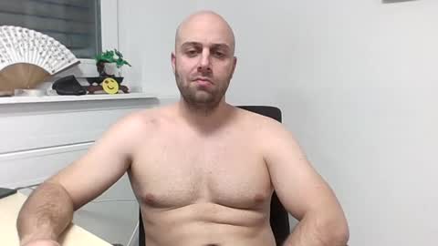 Snapshot of freddow chatting on 12-09-24, 02:49 freddow online show from 12-09-24, 02:49