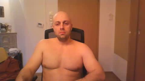 Snapshot of freddow chatting on 01-03-25, 01:47 freddow online show from 01-03-25, 01:47