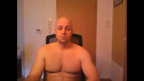 Snapshot of freddow chatting on 01-09-25, 01:45 freddow online show from 01-09-25, 01:45