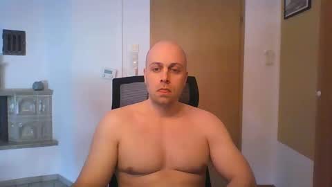 Snapshot of freddow chatting on 02-20-25, 11:31 freddow online show from 02-20-25, 11:31