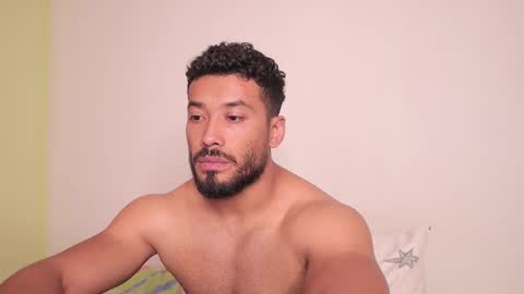 Snapshot of freddsexxx chatting on 11-19-25, 12:21 FredSeXXX online show from 11-19-25, 12:21