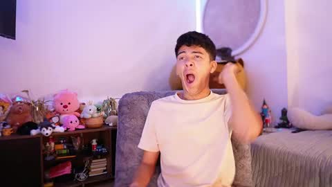 Juan  give it a thumbs up please its important online show from 09-28-25, 12:32