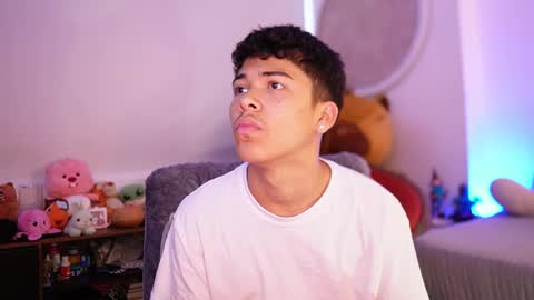 Juan  give it a thumbs up please its important online show from 10-02-25, 11:17