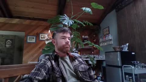 Snapshot of freddypj chatting on 09-25-25, 09:29 Freddy online show from 09-25-25, 09:29