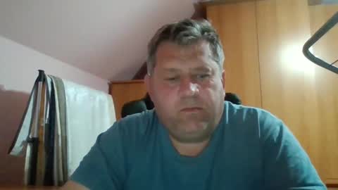 freeboy80180 online show from 10-28-25, 05:48