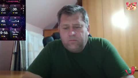 freeboy80180 online show from 12-17-25, 07:20