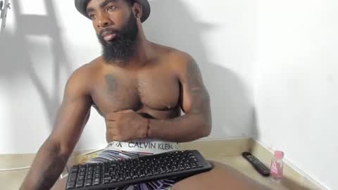 Snapshot of freedom_24 chatting on 01-04-25, 12:48 shakur online show from 01-04-25, 12:48