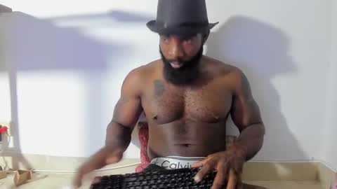 Snapshot of freedom_24 chatting on 01-05-25, 11:44 shakur online show from 01-05-25, 11:44