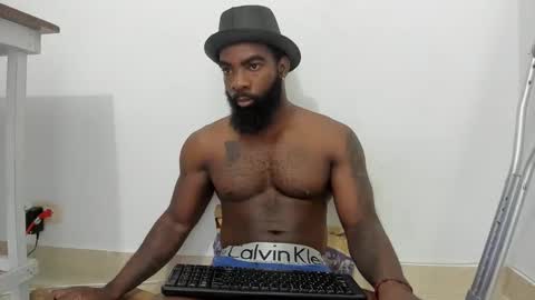 Snapshot of freedom_24 chatting on 01-06-25, 03:08 shakur online show from 01-06-25, 03:08