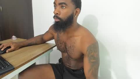 Snapshot of freedom_24 chatting on 01-28-25, 05:35 shakur online show from 01-28-25, 05:35