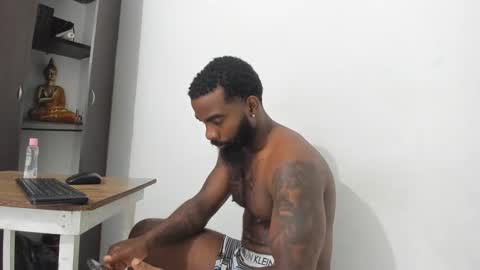Snapshot of freedom_24 chatting on 02-16-25, 04:20 shakur online show from 02-16-25, 04:20