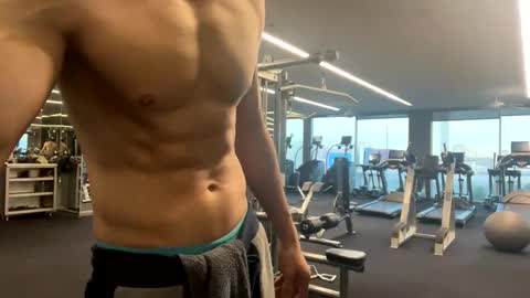 Snapshot of freesoulmovement chatting on 12-20-24, 12:19 jasmineandaladin69 online show from 12-20-24, 12:19