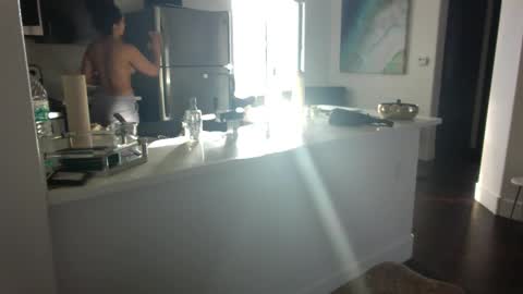 Snapshot of freesoulmovement chatting on 01-06-25, 10:58 jasmineandaladin69 online show from 01-06-25, 10:58