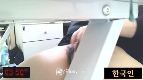 Snapshot of freeuptopia2 chatting on 03-17-26, 06:50 K-Dick online show from 03-17-26, 06:50