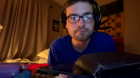 freezeskiii online show from 09-16-25, 03:40