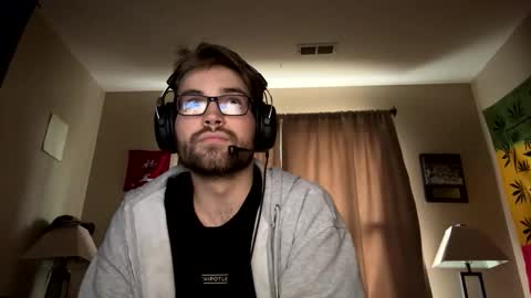 freezeskiii online show from 12-20-25, 06:37