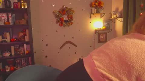 Louise or Lou 3 online show from 12-01-24, 08:42