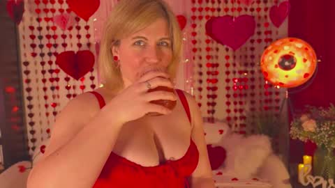 Louise or Lou 3 online show from 02-14-25, 07:12