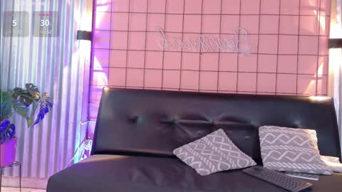 Xavier online show from 11-02-25, 01:13