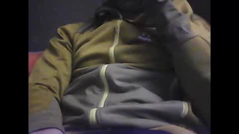 Snapshot of frencheeboy chatting on 11-12-25, 11:03 frencheeboy online show from 11-12-25, 11:03