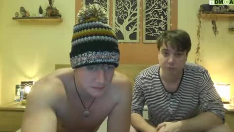 French Horny Bibs online show from 01-07-26, 08:55