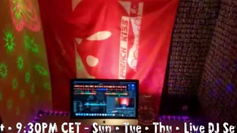 Snapshot of frenchkissdjfk chatting on 11-09-25, 05:11 frenchkissdjfk online show from 11-09-25, 05:11