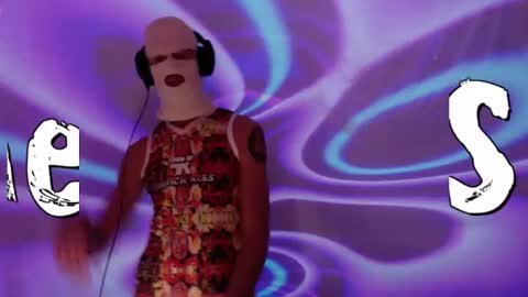 Snapshot of frenchkissdjfk chatting on 11-13-25, 08:52 frenchkissdjfk online show from 11-13-25, 08:52