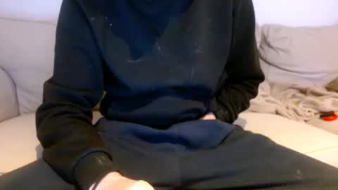 Snapshot of frenchms chatting on 12-12-24, 05:37 frenchms online show from 12-12-24, 05:37