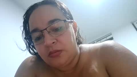 fresa_salvaje11 online show from 10-10-25, 06:23