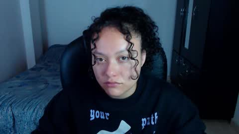 Louise  online show from 11-14-25, 12:04