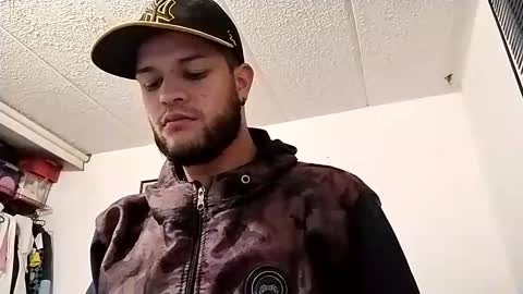 Dominik  online show from 12-25-24, 03:29