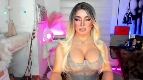 Miss Frea  online show from 09-09-25, 02:22