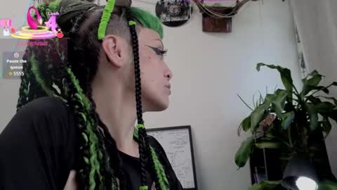 freyaa_sorceress online show from 10-21-25, 07:03