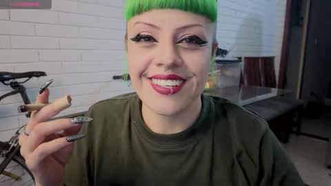 freyaa_sorceress online show from 11-10-25, 05:39