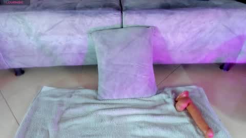 aura online show from 11-08-25, 05:07