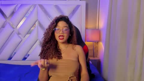 Frezzita online show from 11-26-25, 07:48