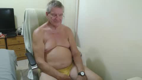 Snapshot of friar155 chatting on 09-23-25, 05:05 friar155 online show from 09-23-25, 05:05