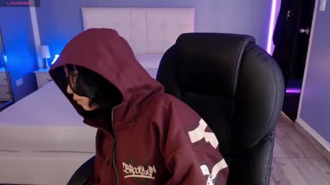 Snapshot of frida_lassi_ chatting on 01-22-25, 12:06 frida_lassi_ online show from 01-22-25, 12:06