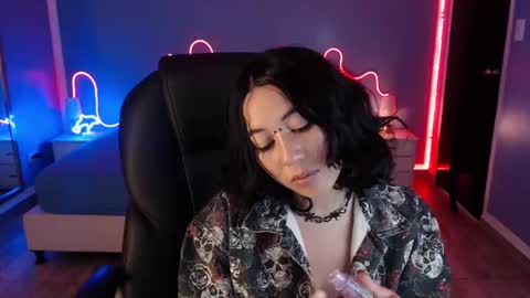 Snapshot of frida_lassi_ chatting on 02-10-25, 10:09 frida_lassi_ online show from 02-10-25, 10:09